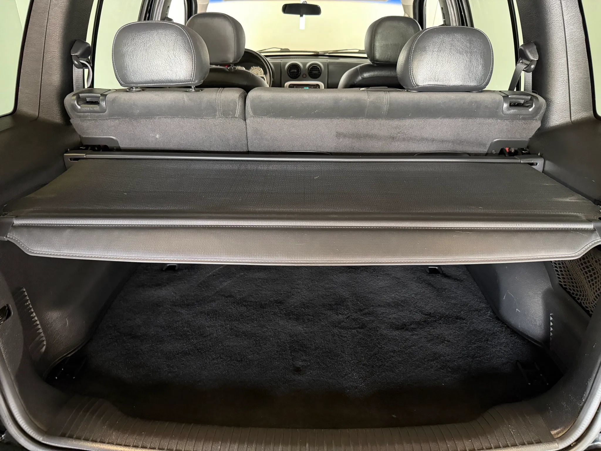 Used 2002 Jeep Liberty Limited AWD/4WD image 34