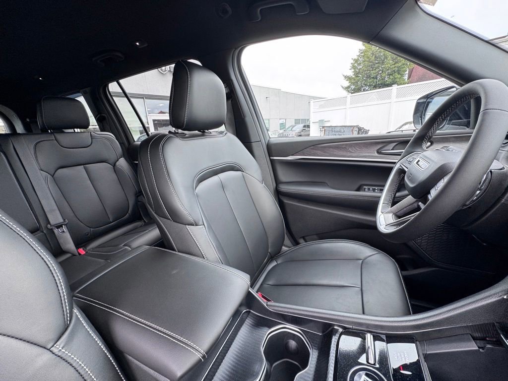New 2026 Jeep Grand Cherokee L Limited AWD/4WD image 19