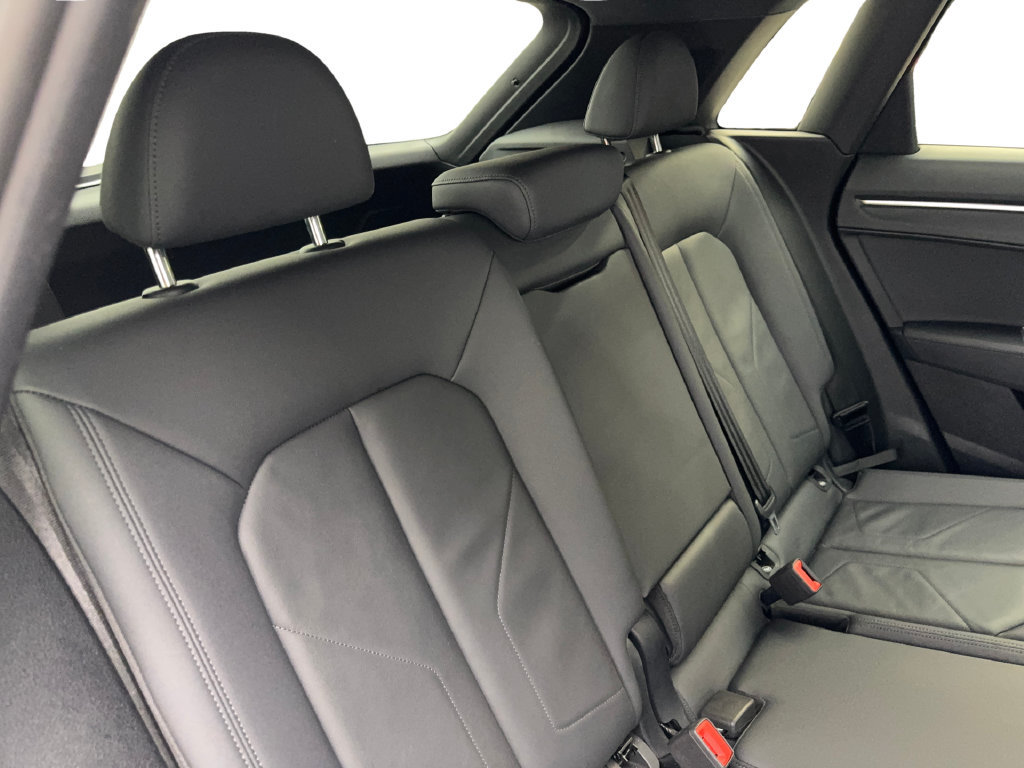 Used 2025 Audi Q3 2.0T Premium AWD/4WD image 43