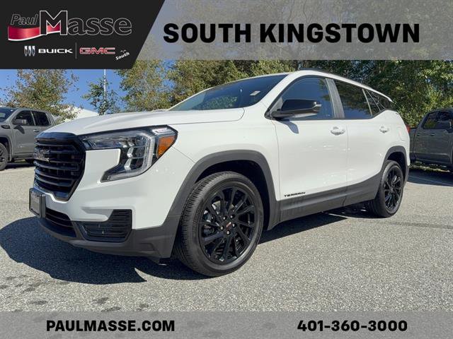 Used 2024 GMC Terrain SLE w/ Driver Convenience Package