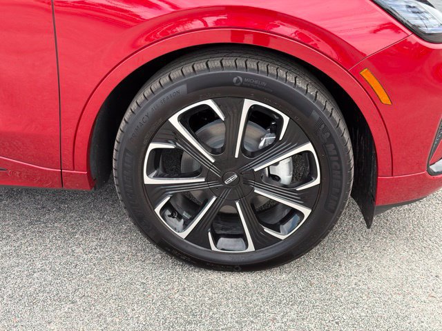 New 2026 Lincoln Nautilus Reserve AWD/4WD image 9