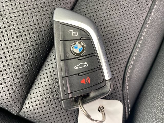 Used 2025 BMW X4 xDrive30i AWD/4WD image 26