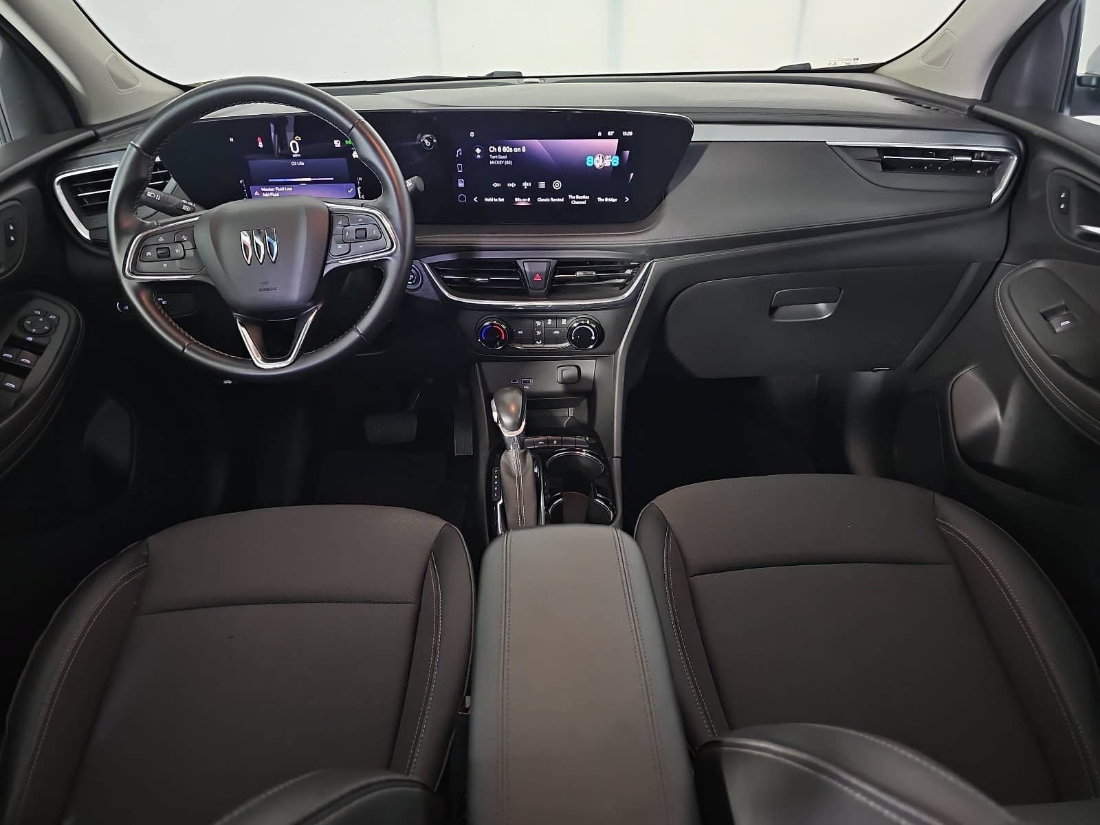 Used 2024 Buick Encore GX Preferred FWD image 11