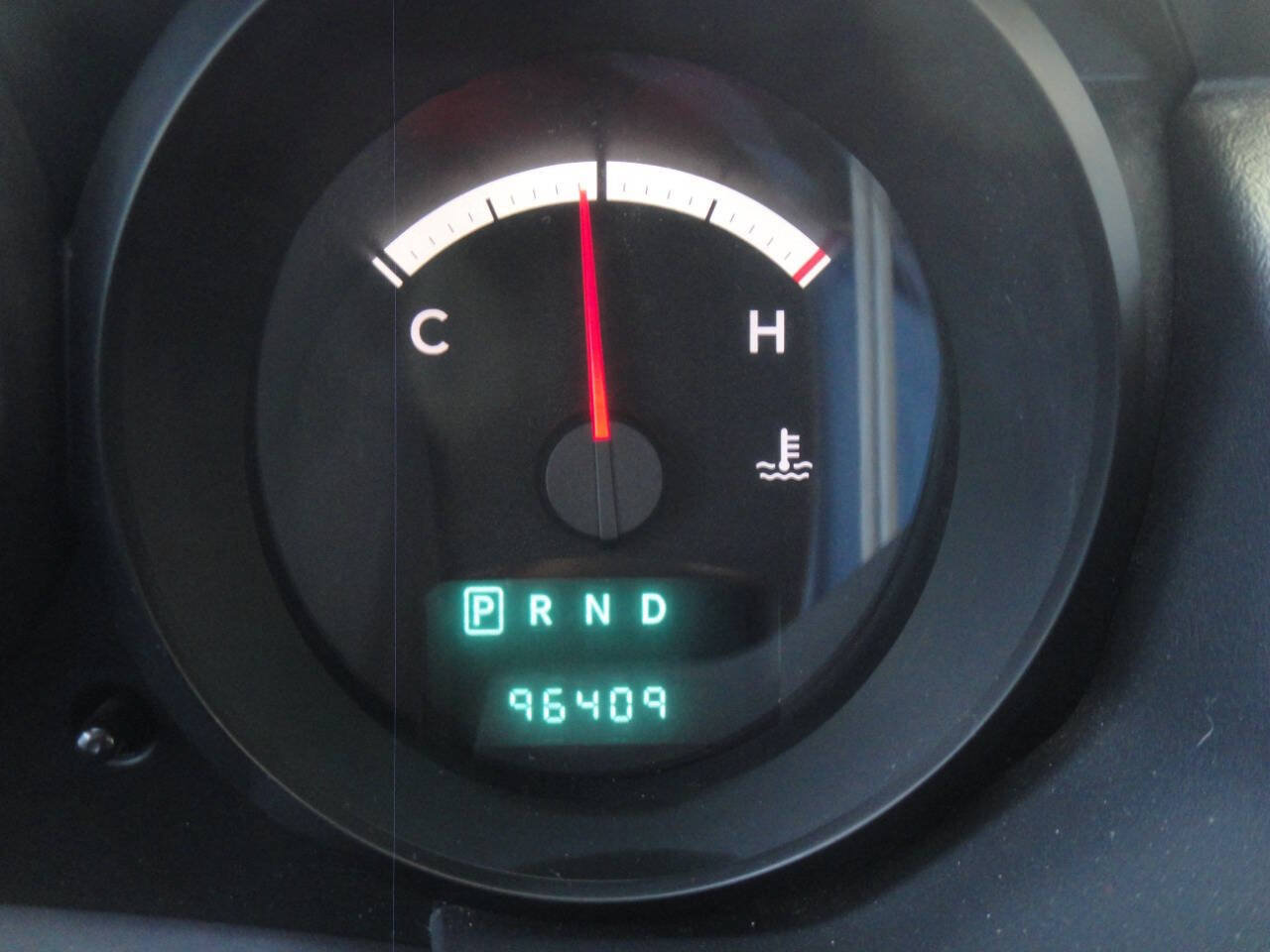 Used 2010 Dodge Grand Caravan FWD image 16