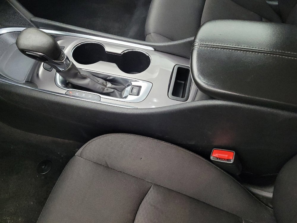 Used 2022 Chevrolet Malibu LT FWD image 26