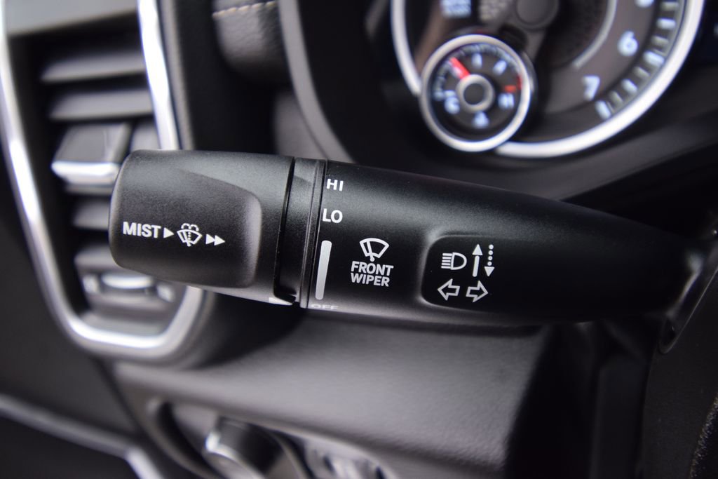 Certified 2023 RAM 1500 Laramie image 38