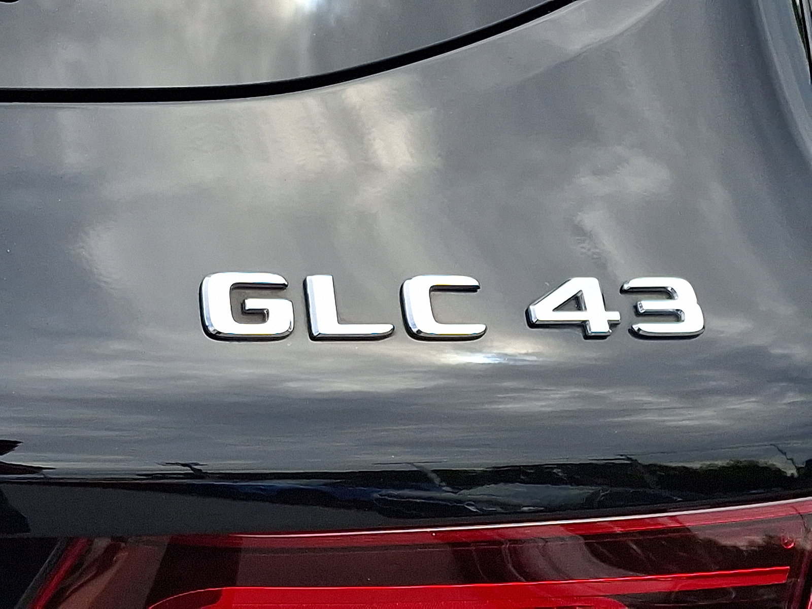 Used 2022 Mercedes-Benz GLC 43 AMG 4MATIC w/ Multimedia Package Lite image 30