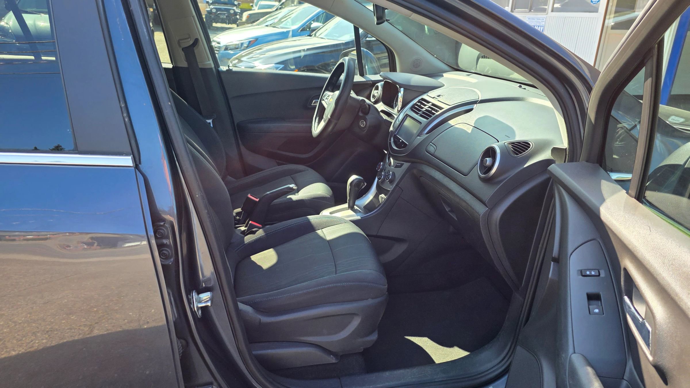 Used 2016 Chevrolet Trax LT image 13