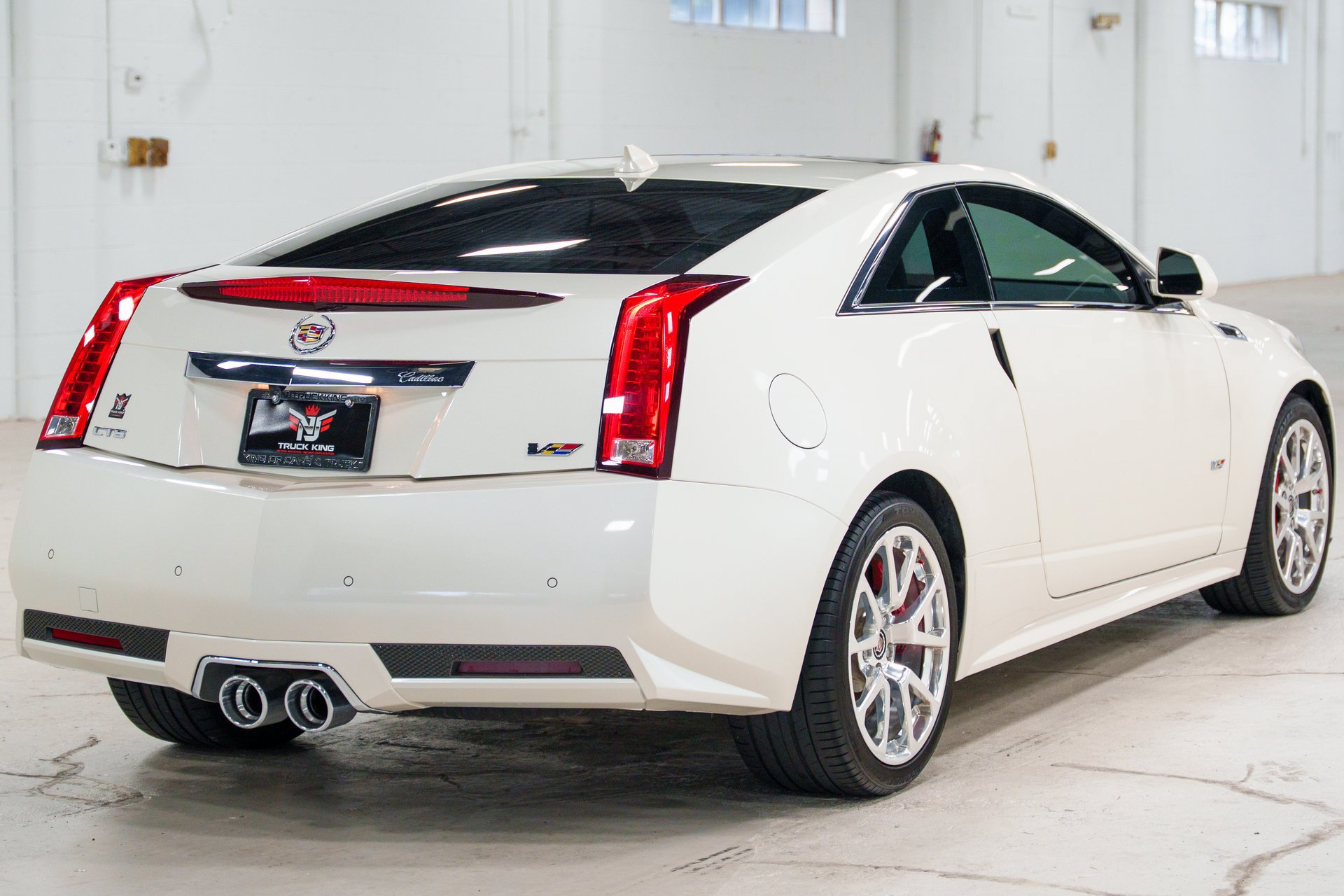Used 2013 Cadillac CTS V RWD image 17