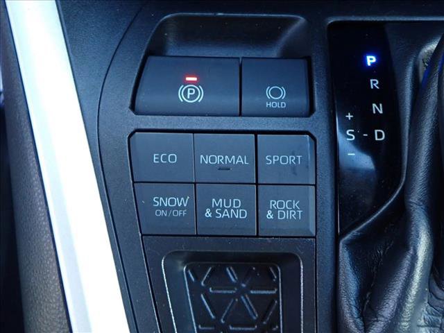 Used 2023 Toyota RAV4 XLE Premium image 22