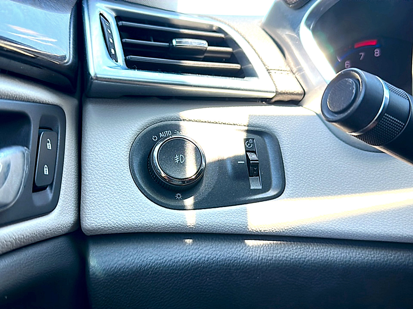 Used 2014 Cadillac SRX Premium FWD image 38