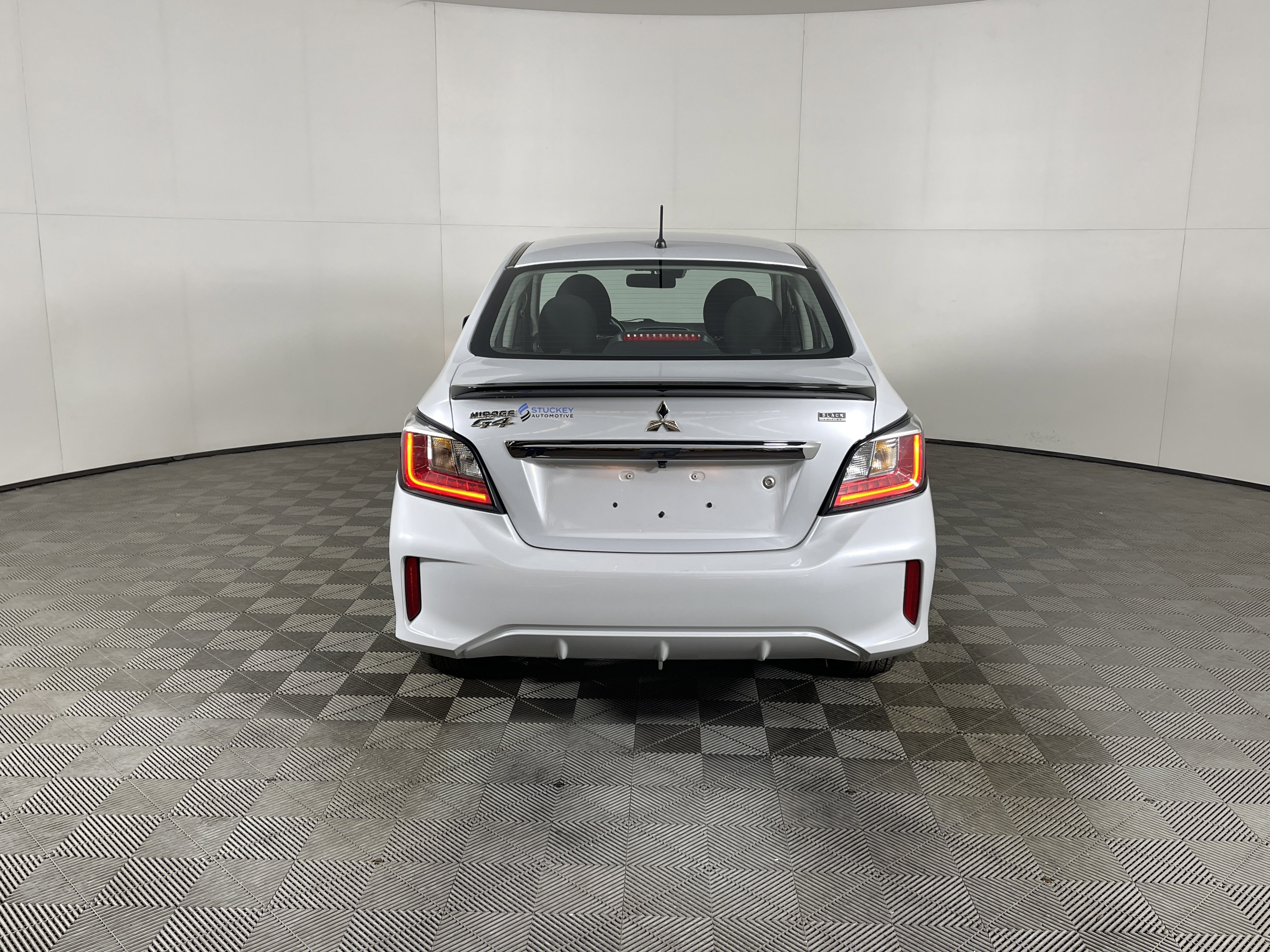 Used 2022 Mitsubishi Mirage G4 Black Edition image 4