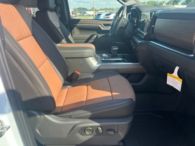 New 2026 Chevrolet Silverado 1500 High Country AWD/4WD image 9