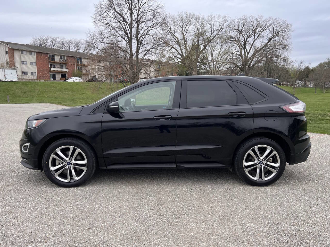 Used 2017 Ford Edge Sport w/ Technology Package image 5