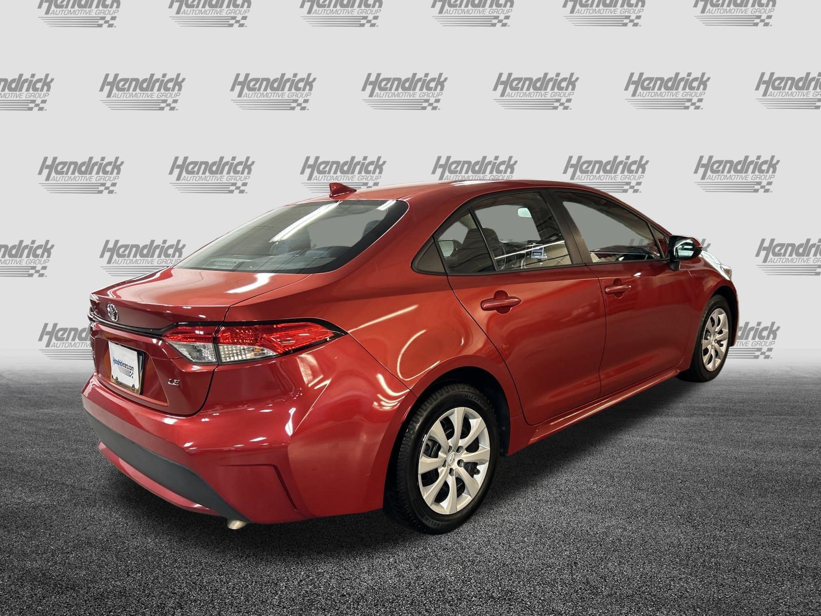 Used 2020 Toyota Corolla LE FWD image 10