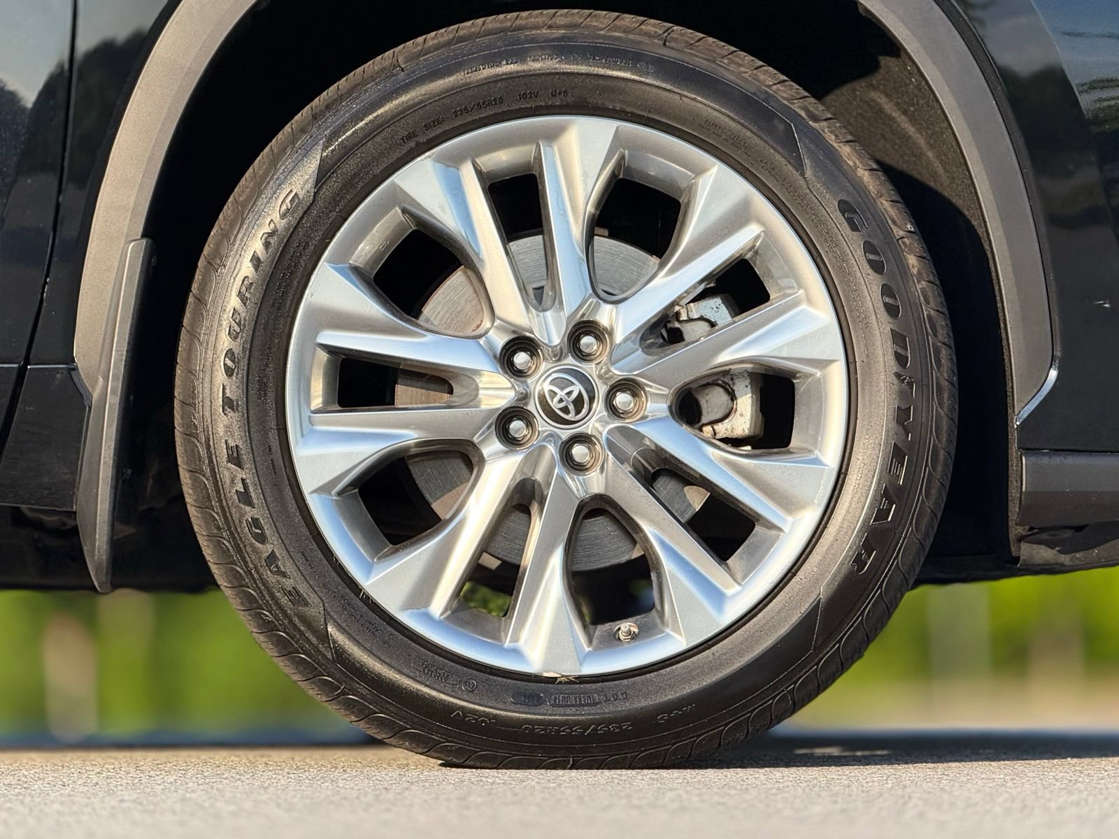 Used 2020 Toyota Highlander Limited AWD/4WD image 21