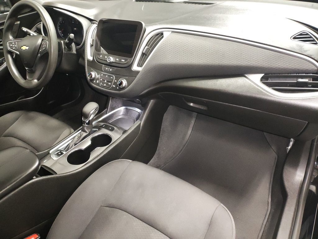 Used 2024 Chevrolet Malibu LT image 8