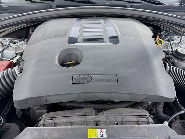 Certified 2023 Land Rover Range Rover Velar R-Dynamic S AWD/4WD image 32