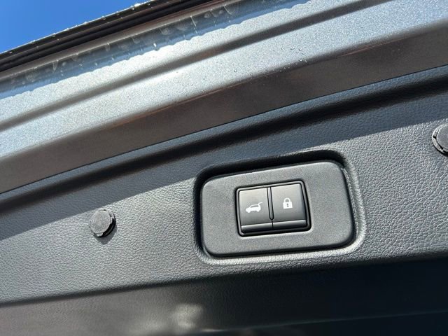 New 2026 Nissan Pathfinder Platinum image 9