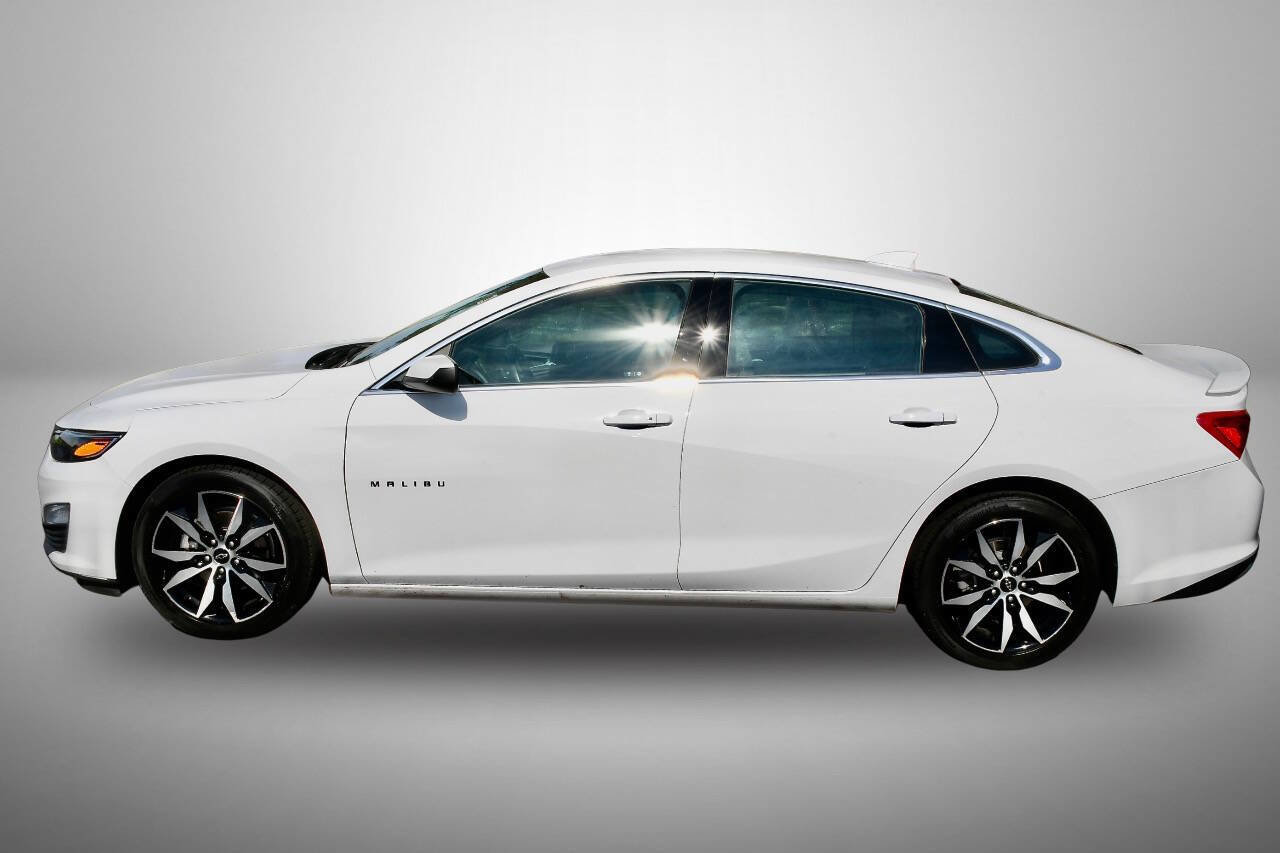 Used 2021 Chevrolet Malibu RS FWD image 3