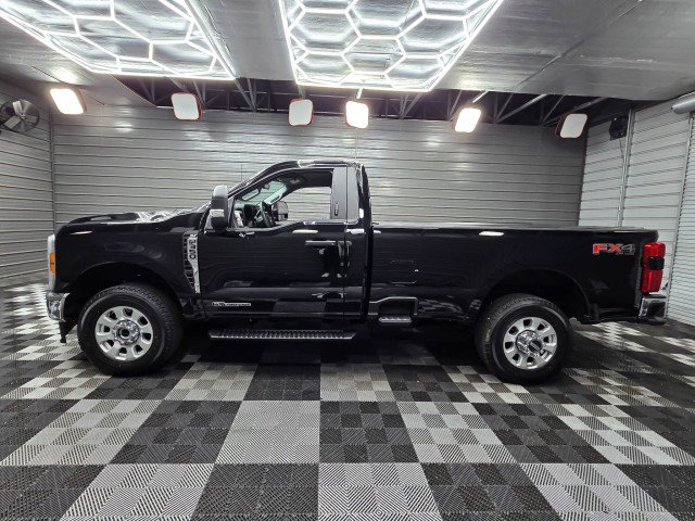 Used 2023 Ford F350 XLT w/ 360-Degree Camera Package AWD/4WD image 9