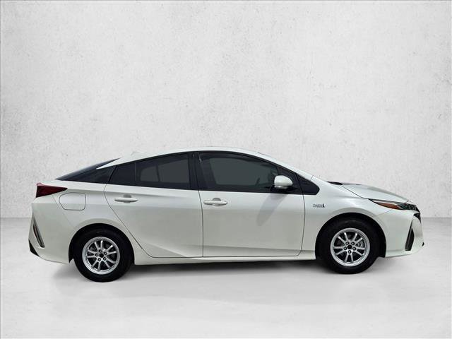 Used 2017 Toyota Prius Prime Premium w/ Carpet Mat Package FWD image 4