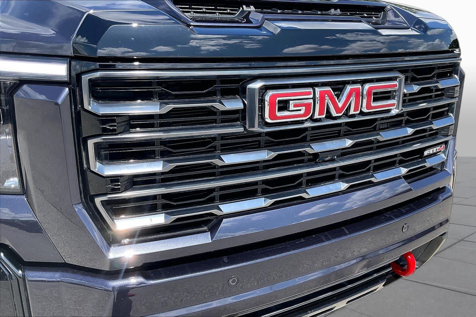 Certified 2026 GMC Sierra 2500 AT4 AWD/4WD image 29