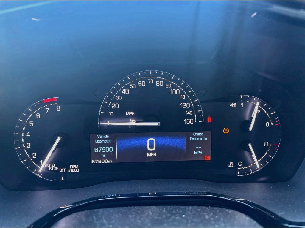 Used 2019 Cadillac XT5 Luxury w/ Sport Package FWD image 12