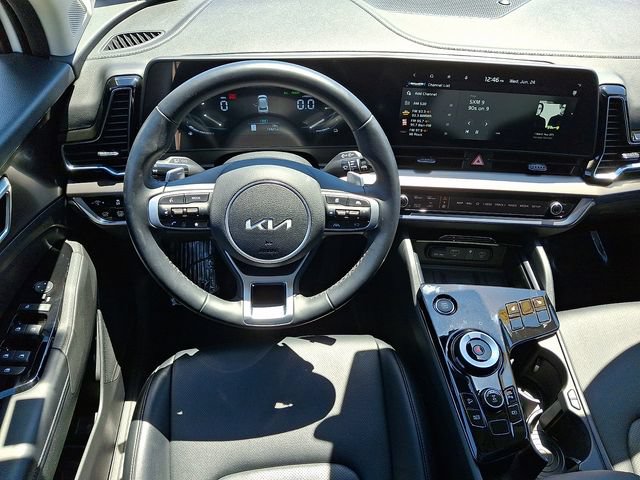 Certified 2025 Kia Sportage EX w/ EX Premium Package AWD/4WD image 11
