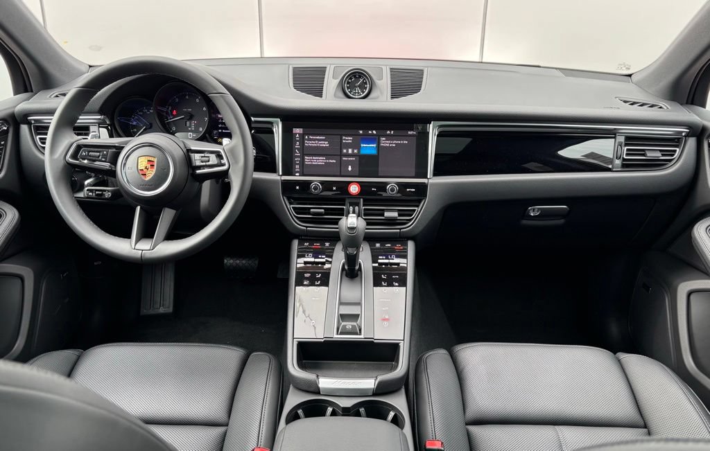 New 2026 Porsche Macan AWD/4WD image 19