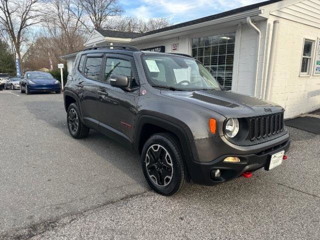 Used 2016 Jeep Renegade Trailhawk image 7