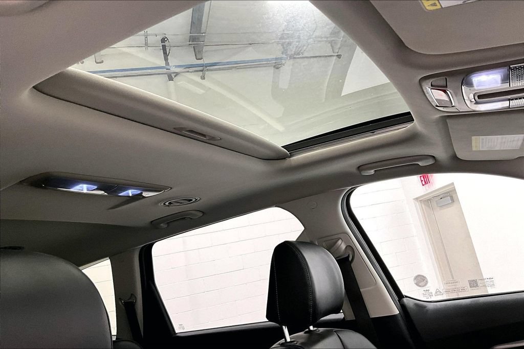 Used 2025 Kia Telluride S FWD image 21