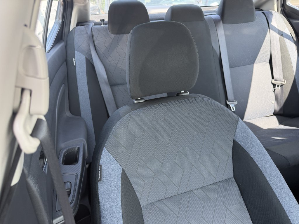 Used 2025 Nissan Versa SV FWD image 20