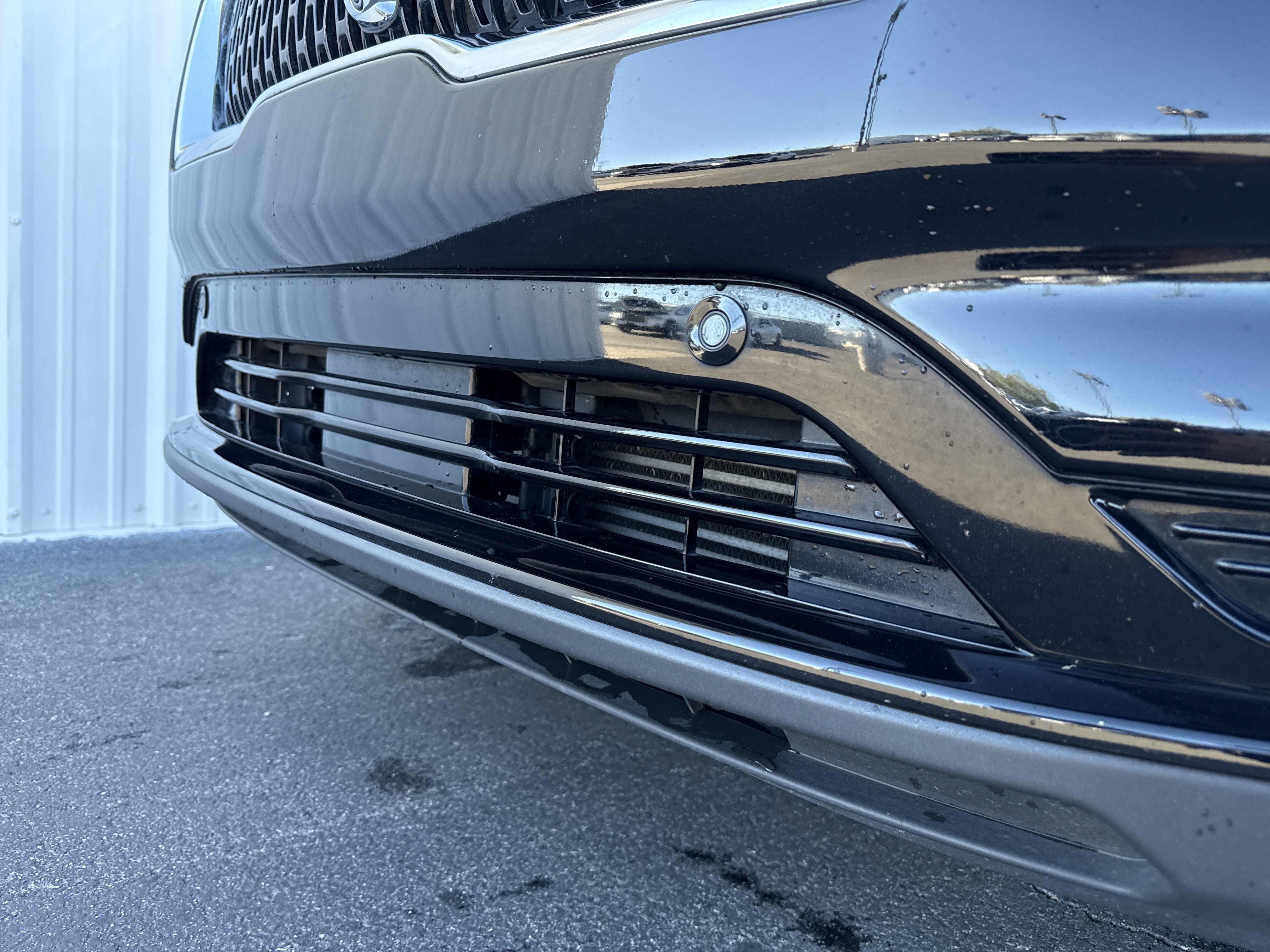 Used 2022 Lincoln Nautilus Reserve w/ Equipment Group 201A image 9