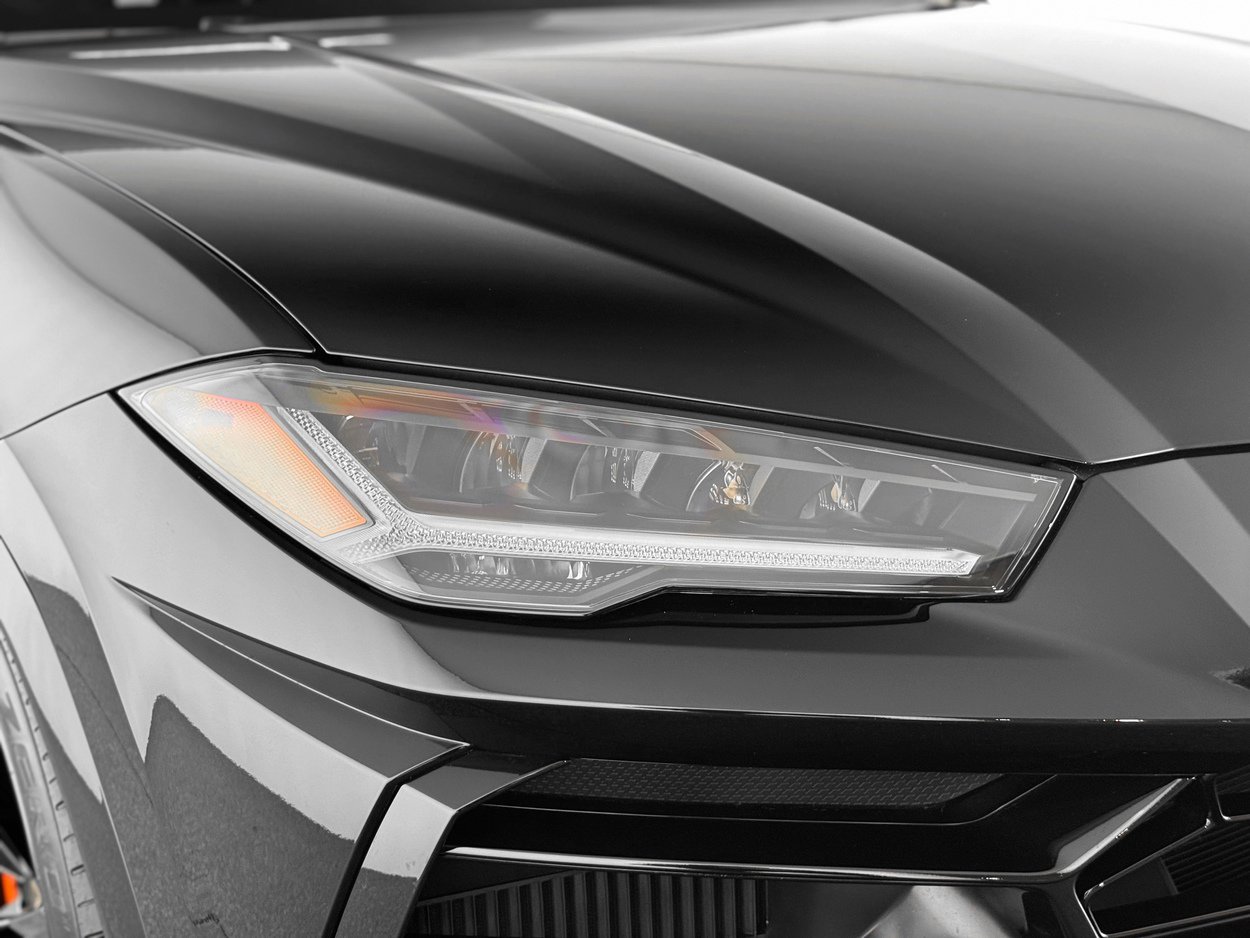 Used 2022 Lamborghini Urus image 48