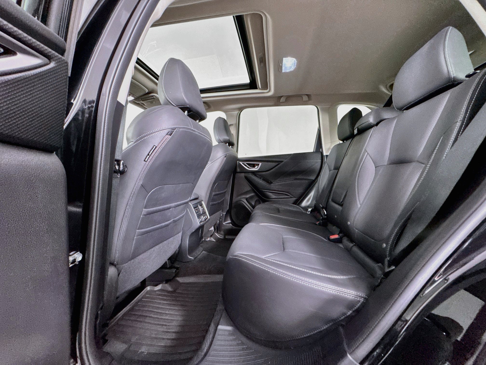 Used 2019 Subaru Forester Touring AWD/4WD image 26
