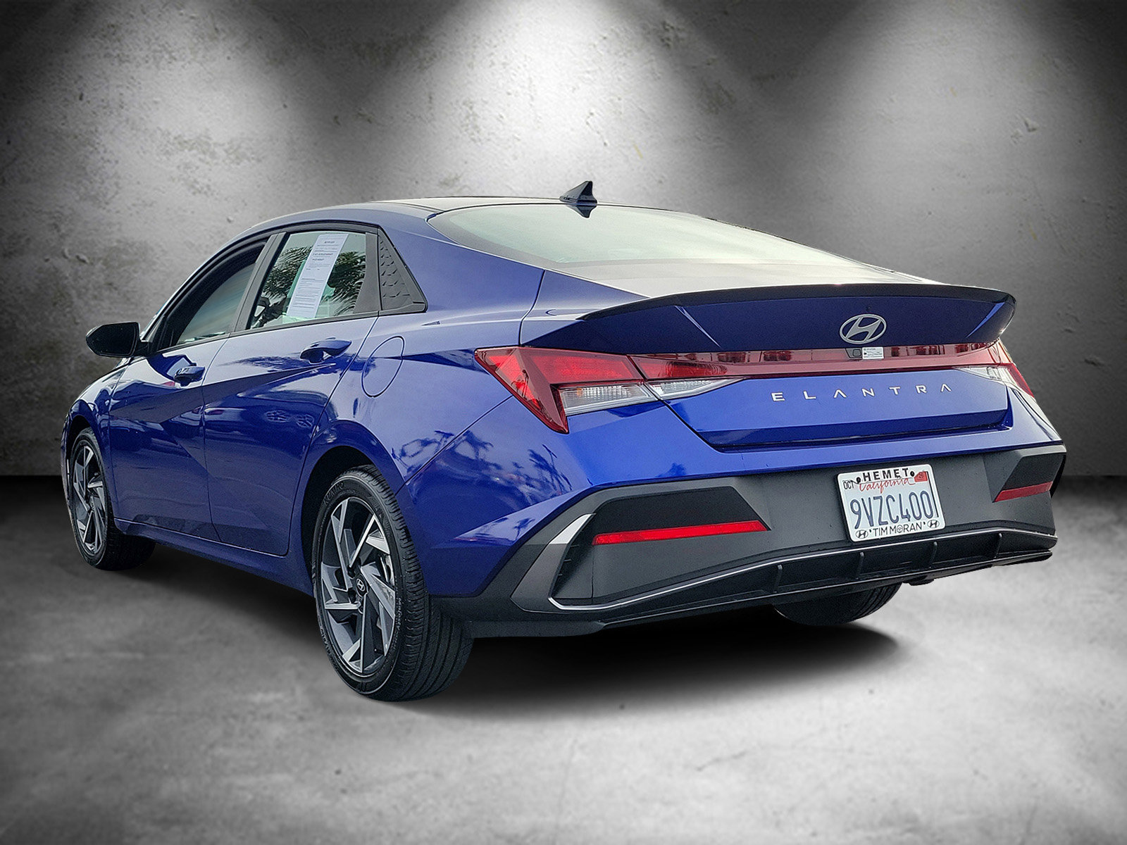 Certified 2025 Hyundai Elantra Sport image 4