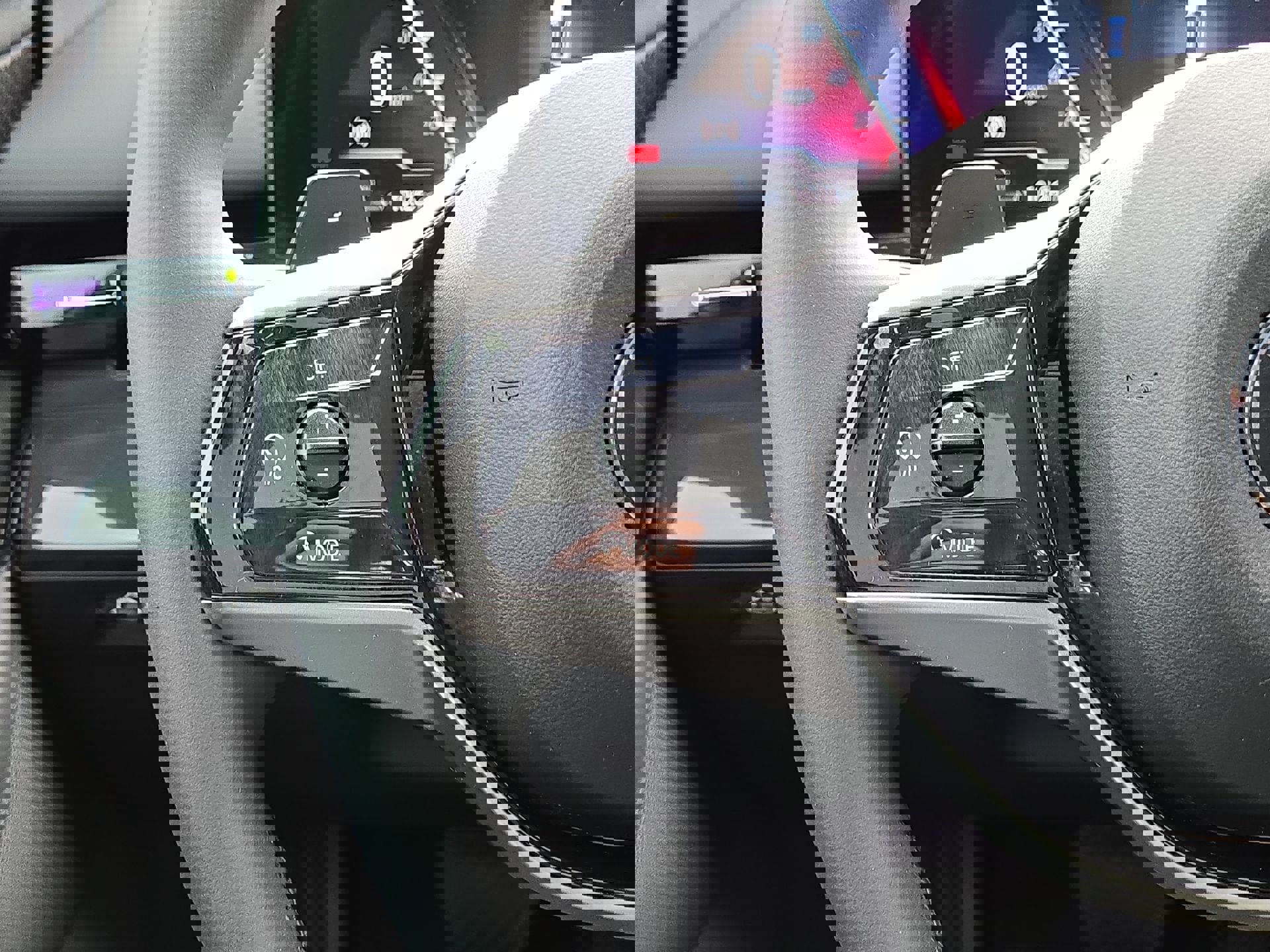 Certified 2025 BMW 530i xDrive image 21