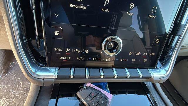 New 2026 GMC Yukon XL Denali w/ LPO, Illumination Package image 14