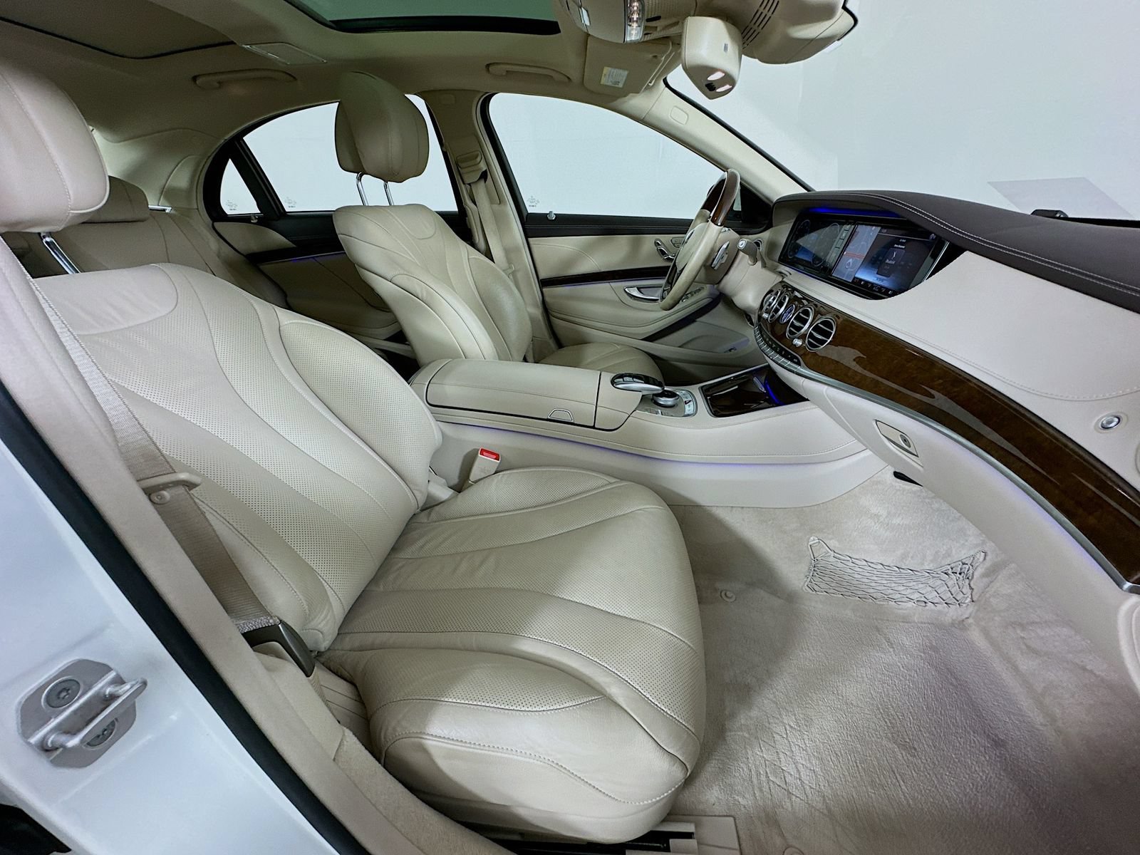 Used 2016 Mercedes-Benz S 550 4MATIC Sedan image 41