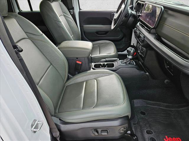 Used 2024 Jeep Wrangler High Altitude image 25