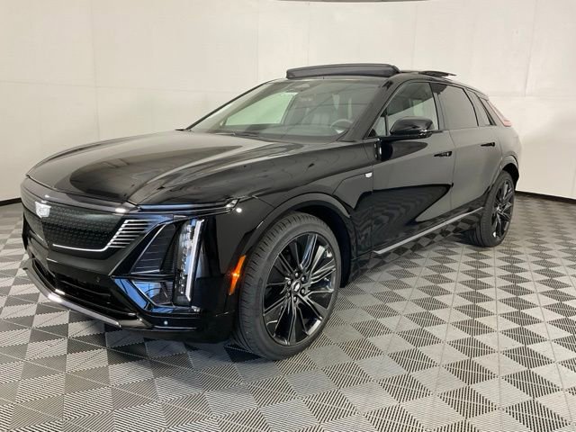 New 2026 Cadillac Lyriq Signature Sport w/ LPO, Floor Liner Package