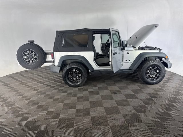 Used 2008 Jeep Wrangler X AWD/4WD image 15