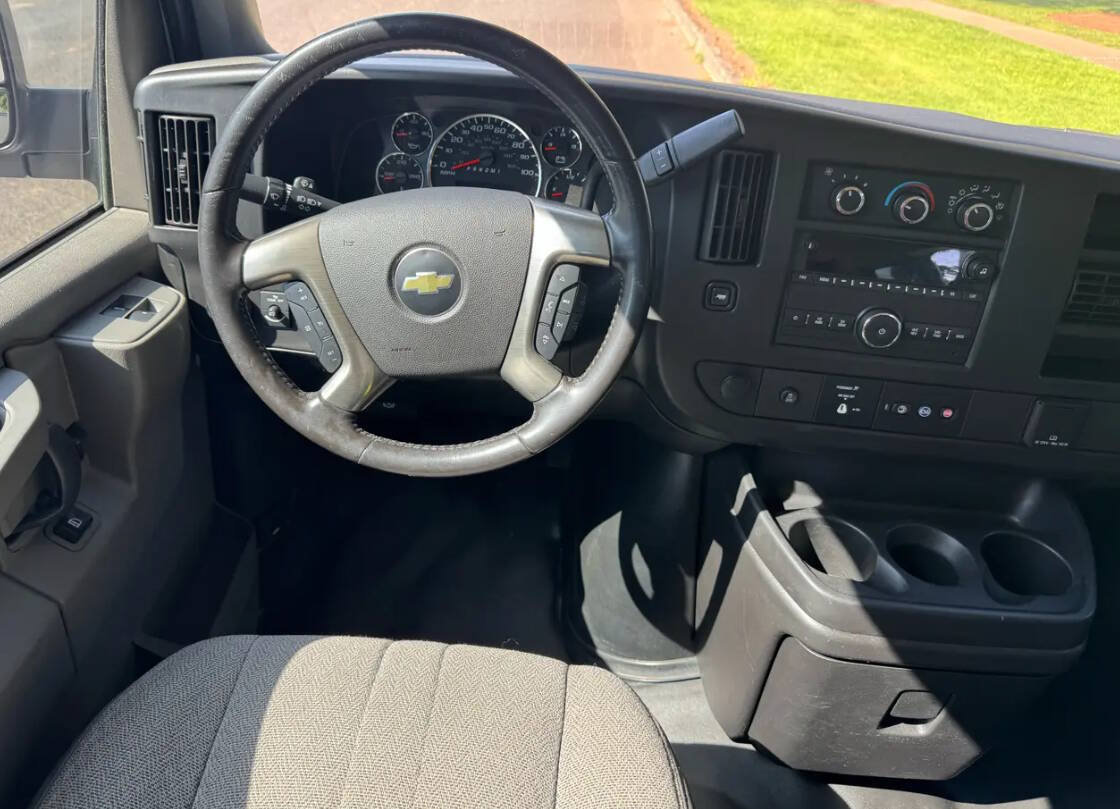 Used 2018 Chevrolet Express 2500 LS w/ Driver Convenience Package RWD image 24