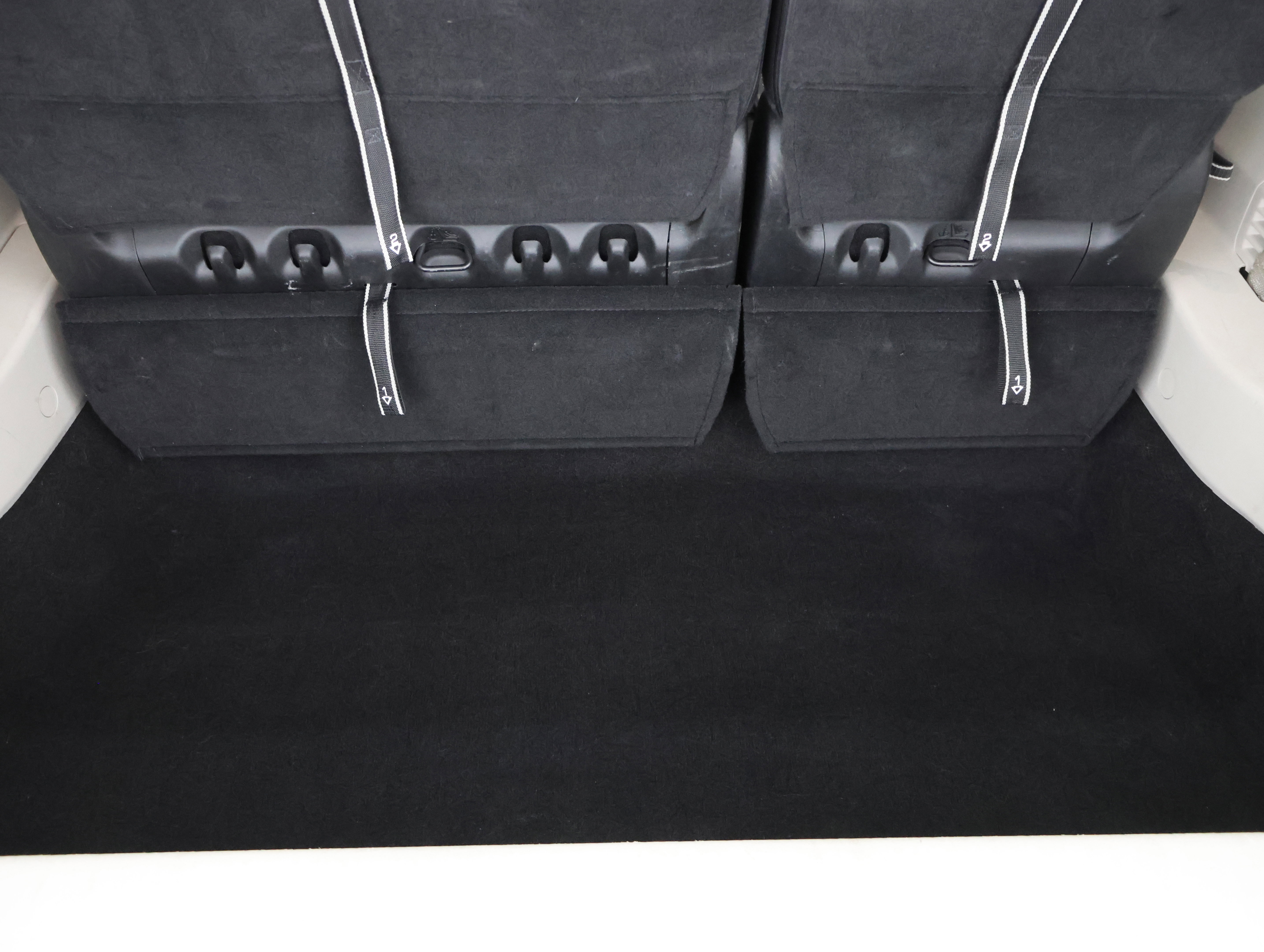 Used 2024 Chrysler Pacifica Touring-L image 28