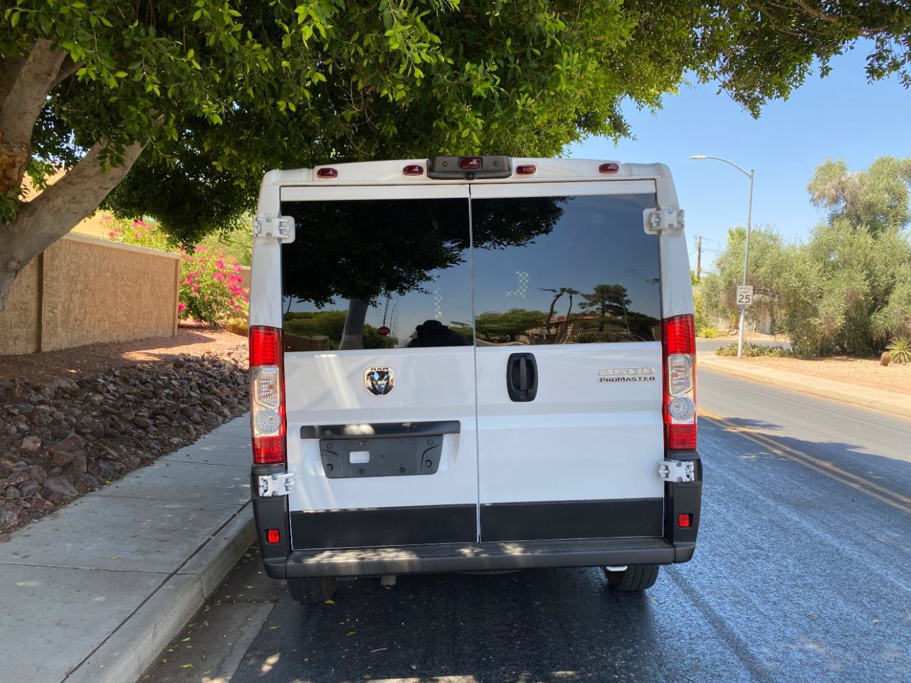 Used 2025 RAM ProMaster 2500 w/ U-Haul Equipment Group FWD image 12