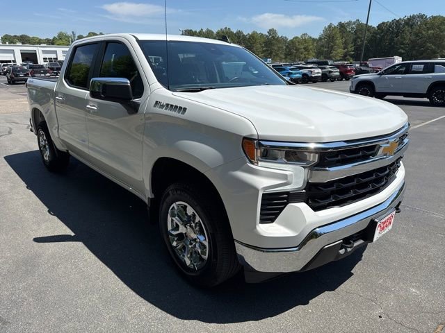 Used 2023 Chevrolet Silverado 1500 LT AWD/4WD image 7