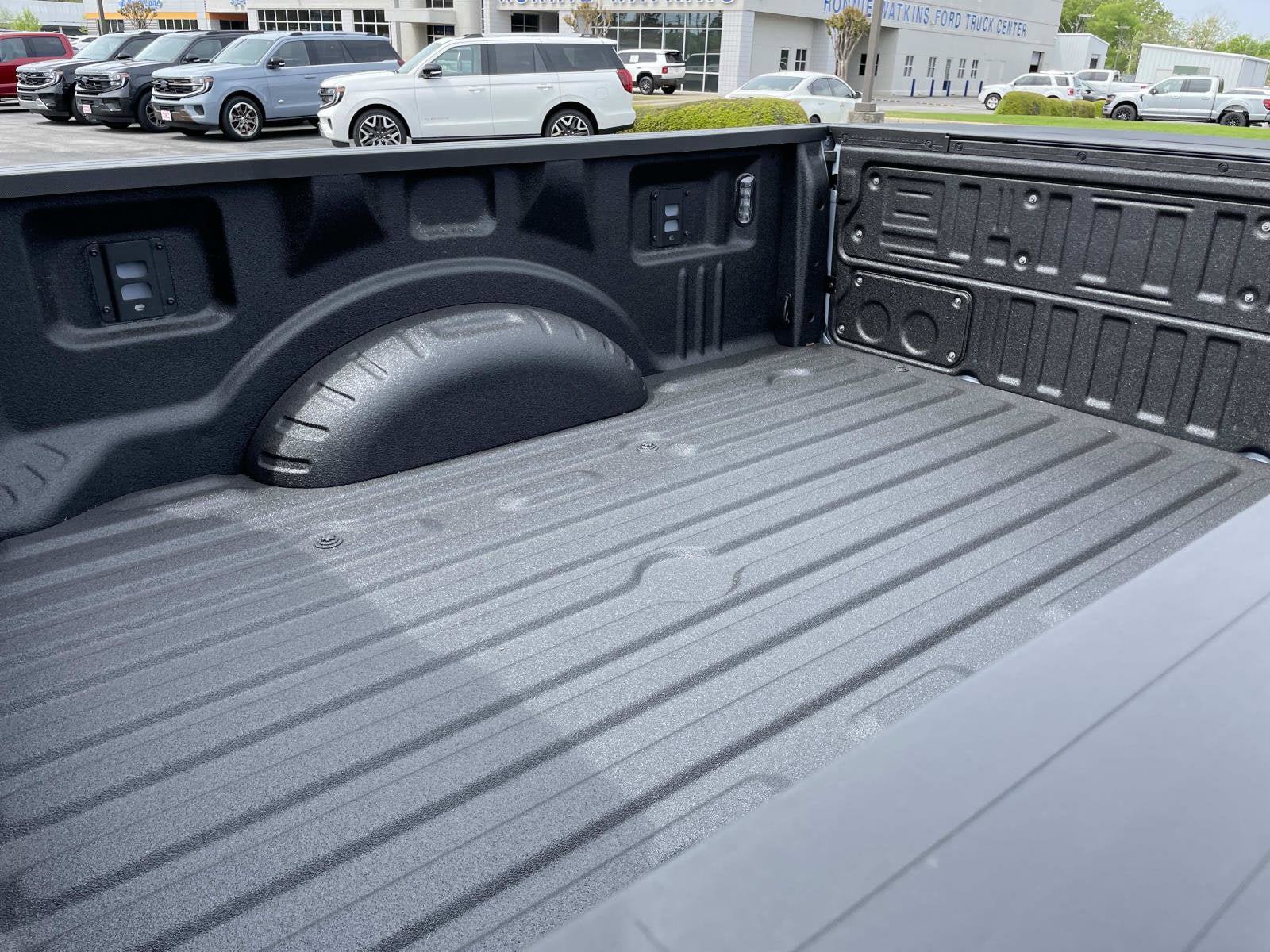New 2026 Ford F250 Platinum AWD/4WD image 7