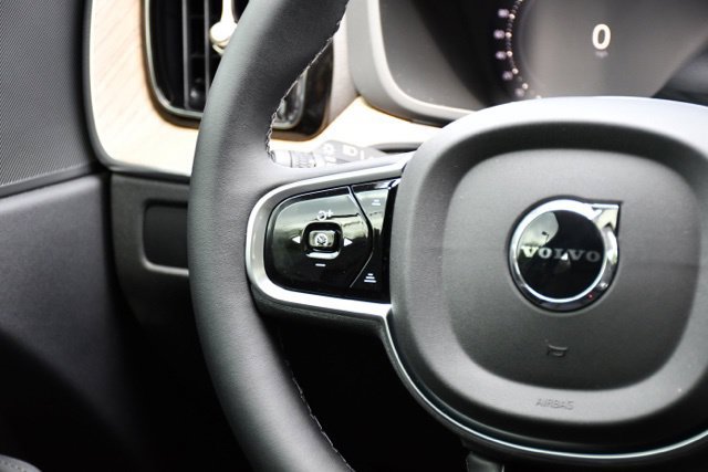 New 2026 Volvo XC60 B5 Plus w/ Climate Package AWD/4WD image 24