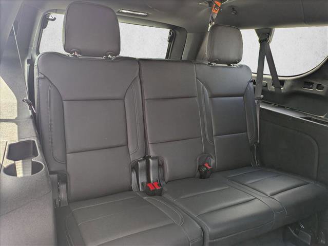 Used 2022 Chevrolet Suburban Z71 w/ Z71 Off-Road Package image 19